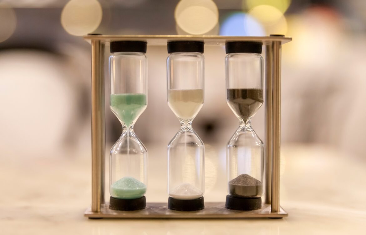 Sand watches with different timings